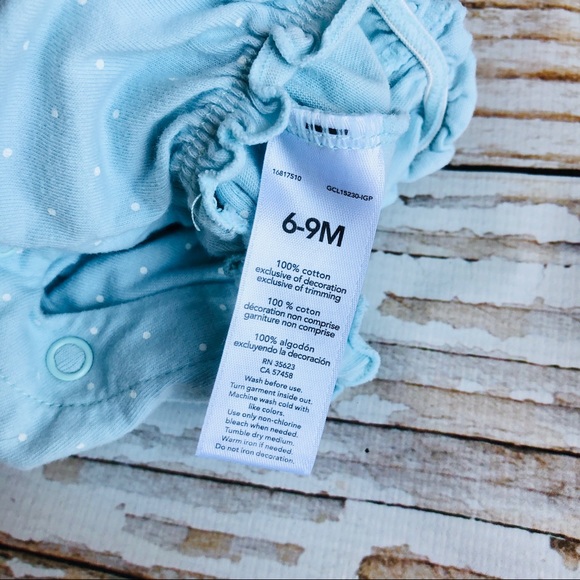 Carter’s Tank Bubble Romper - size 6-9M - Picture 4 of 4